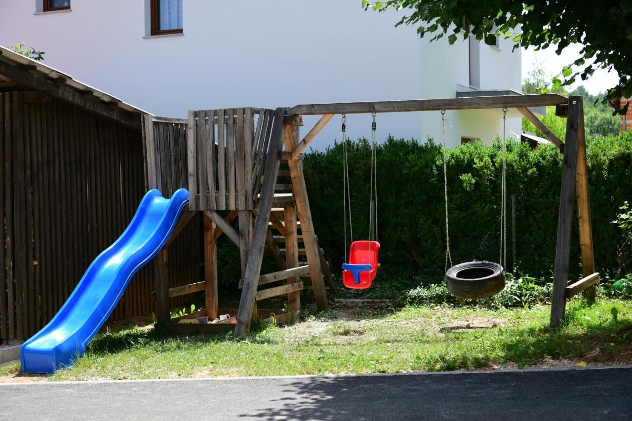 Apartman Dorijan Rakovica Zewnętrze zdjęcie